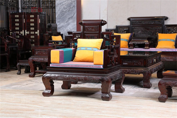 緬甸花梨家具國祥紅木：紅木家具，靜心養(yǎng)性的生活藝術(shù)